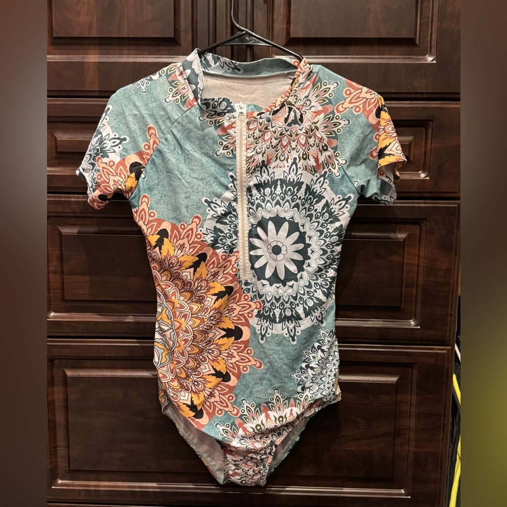 Women's Short-Sleeve Zip-Front Floral One-Piece Swimsuit - Teal & Coral